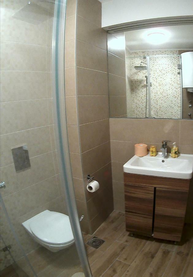 Uki-Modern Apartment With Parking Novi Sad Buitenkant foto