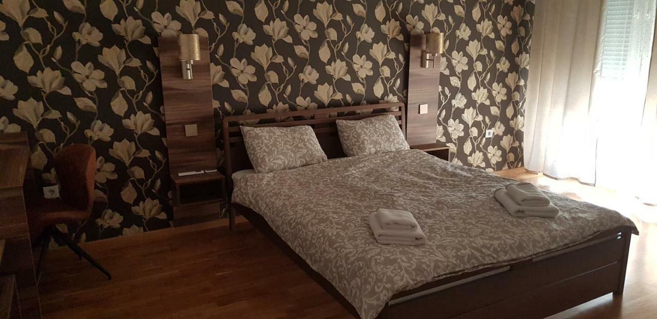 Uki-Modern Apartment With Parking Novi Sad Buitenkant foto